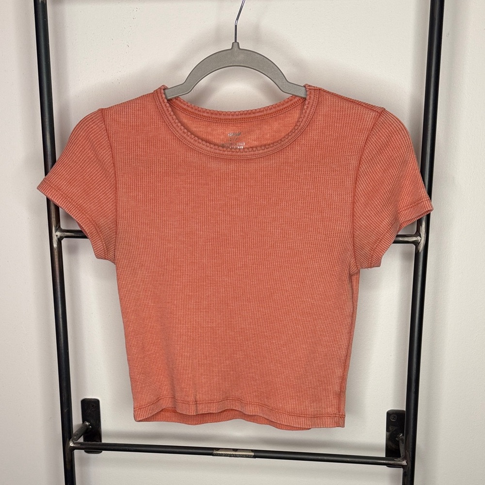 Aerie Coral Ribbed Cropped Tee
